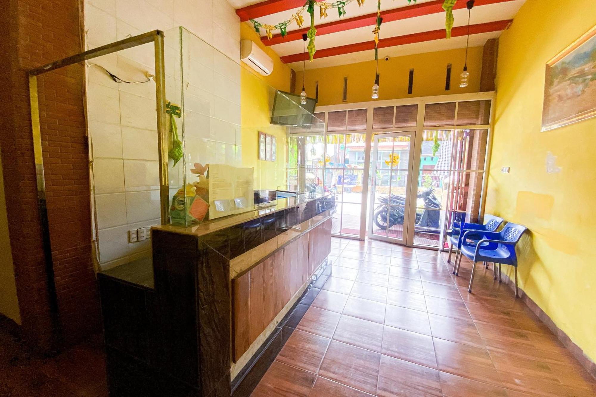 Hotel Reddoorz At Sentosa Jaya Helvetia Medan Esterno foto