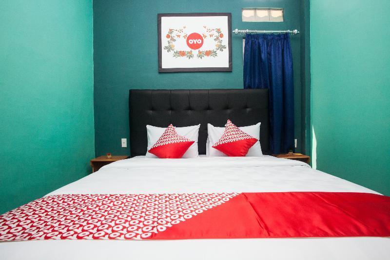 Hotel Reddoorz At Sentosa Jaya Helvetia Medan Esterno foto